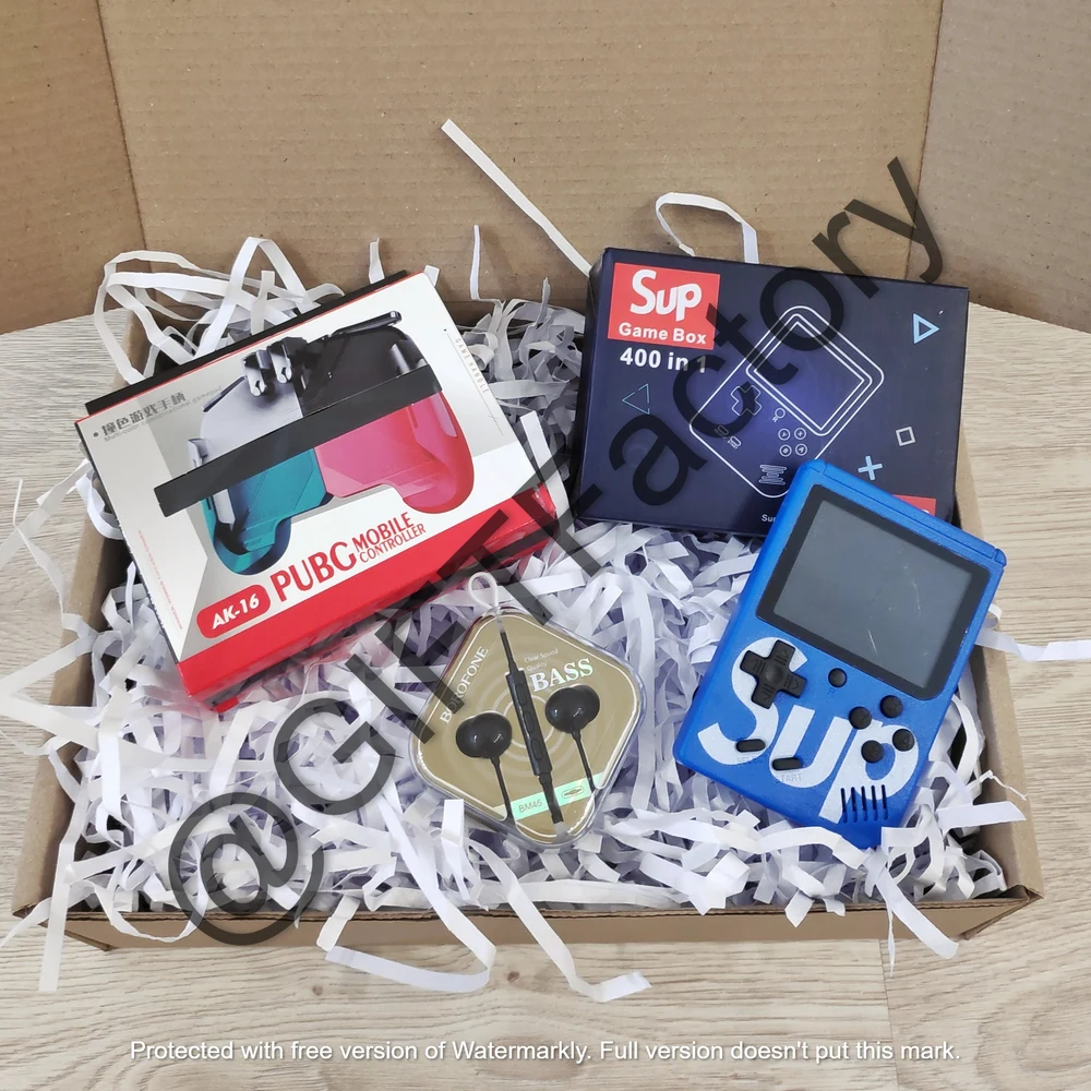 Gadget BOX — подарунок для поціновувачів технологій